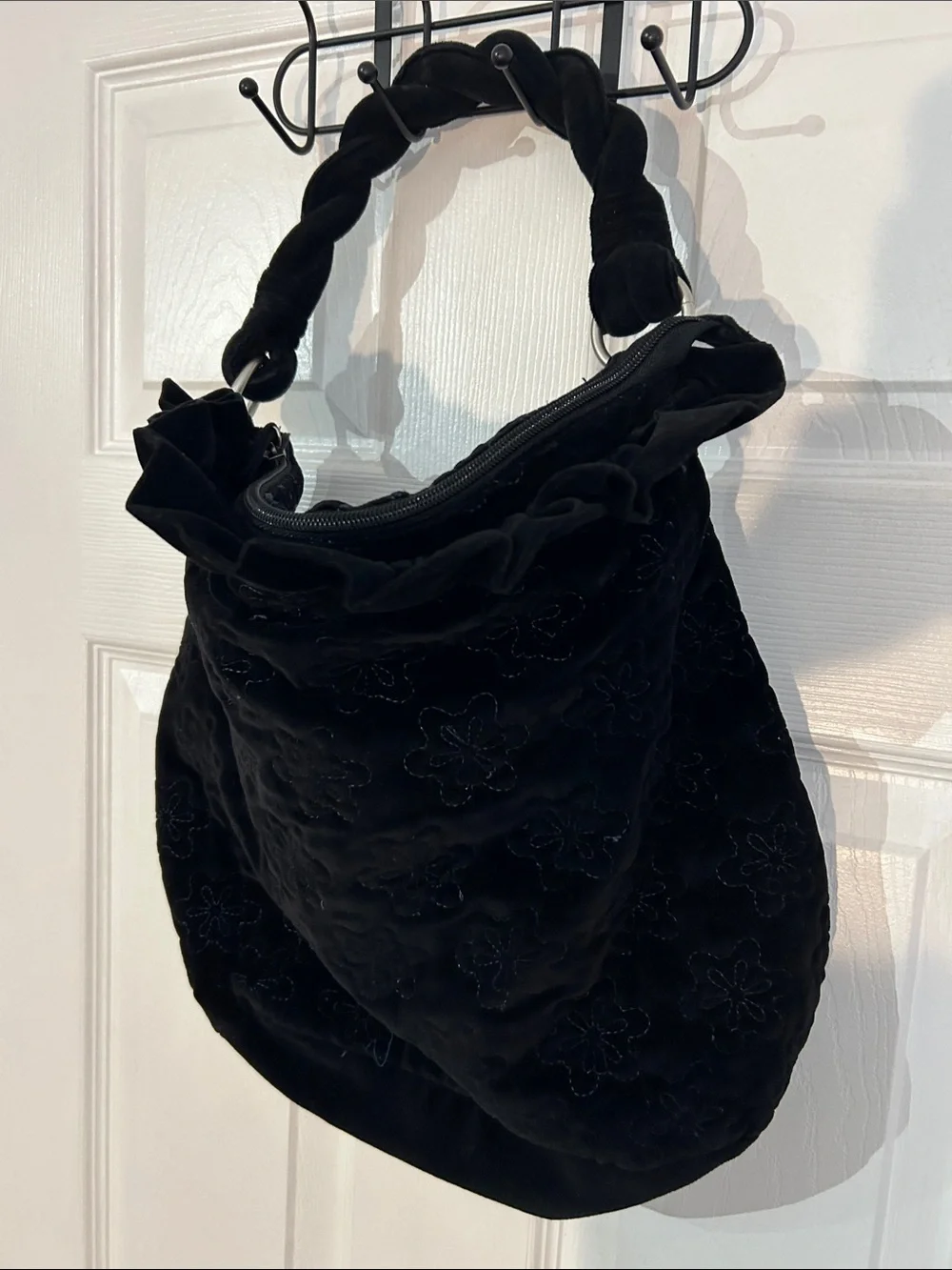Vintage (100% cotton) Old Navy Black Velvet Ruffled Hobo Bag - Women